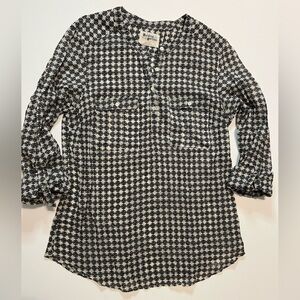 HOLDING HORSES Black and White Patterned Top